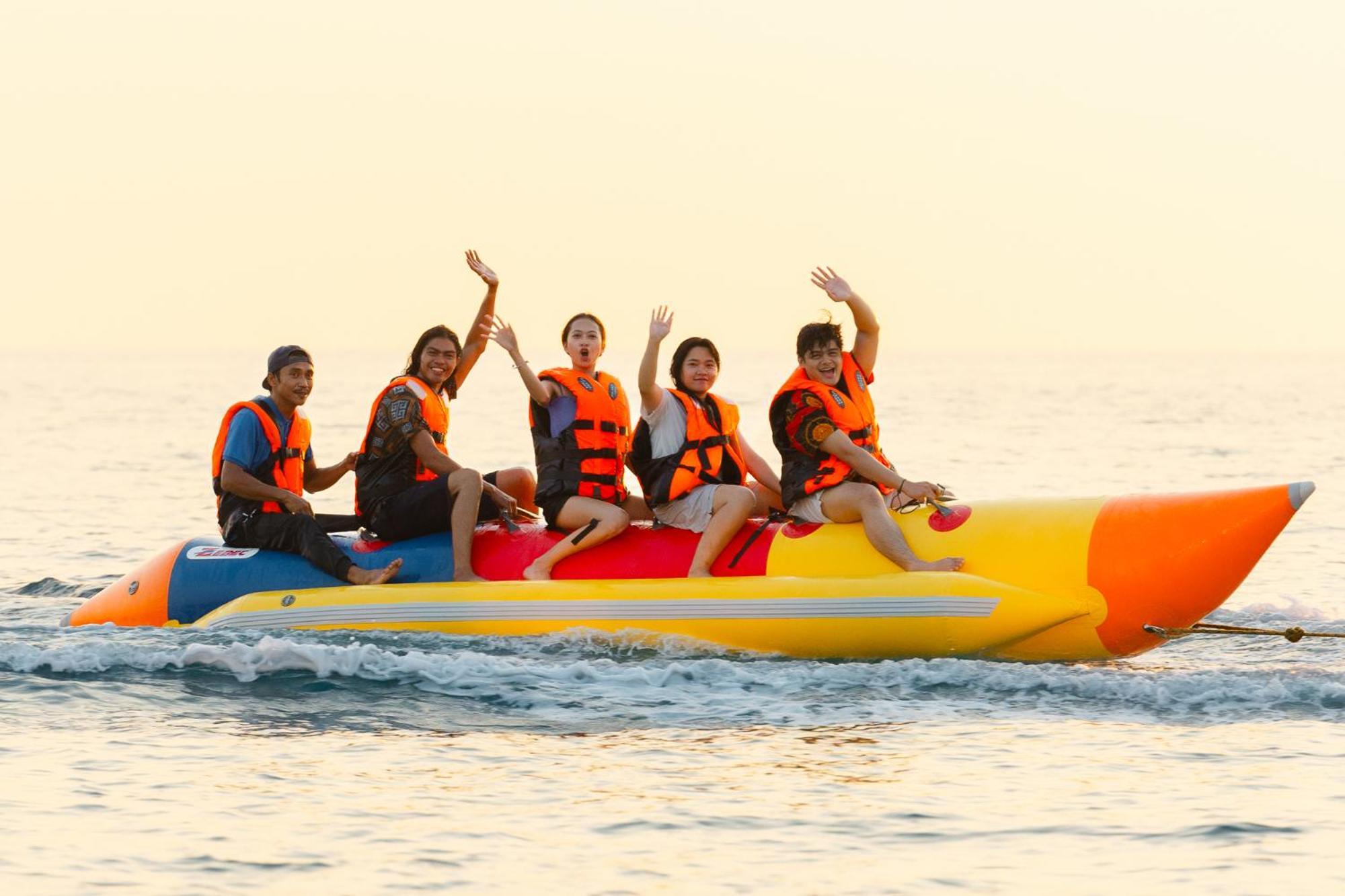 Q Beach Resort Cabangan Εξωτερικό φωτογραφία