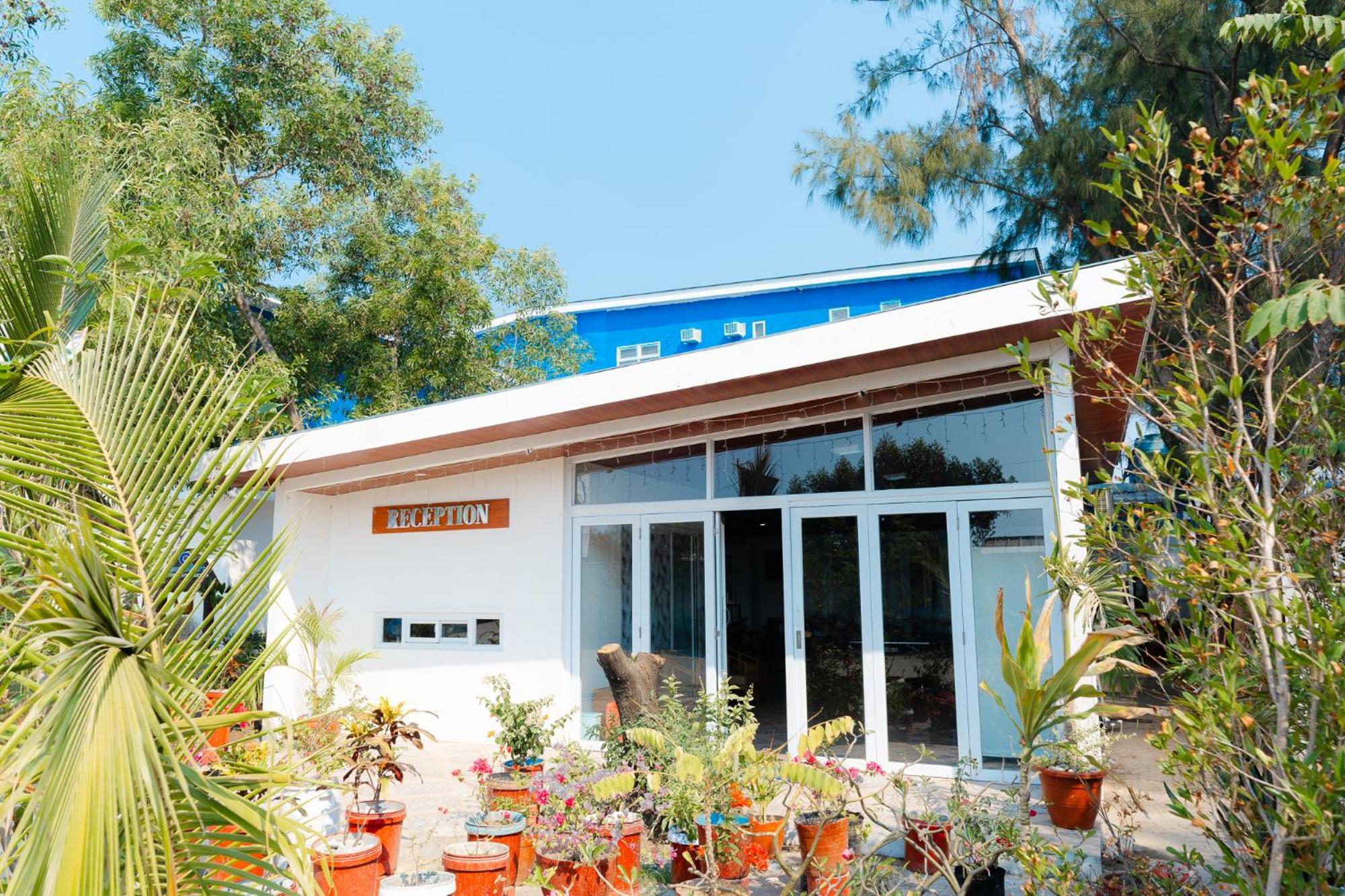 Q Beach Resort Cabangan Εξωτερικό φωτογραφία