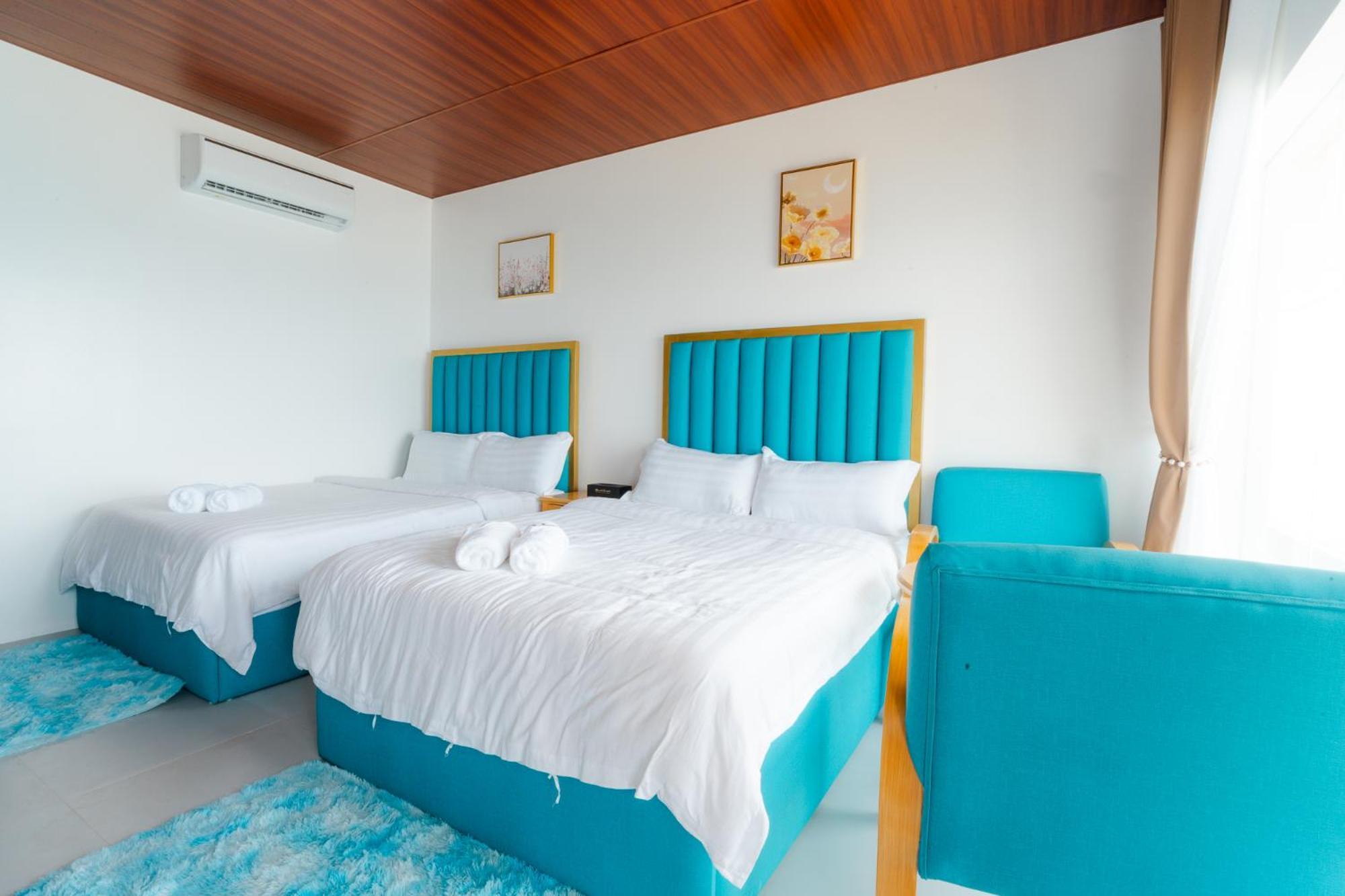 Q Beach Resort Cabangan Εξωτερικό φωτογραφία